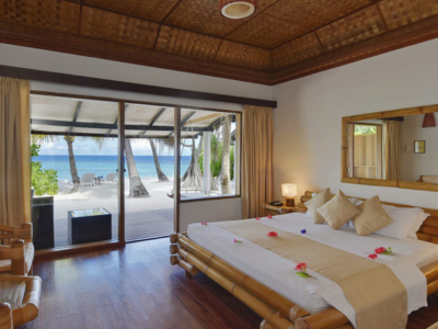 Angaga Island Resort Zimmerbeispiel