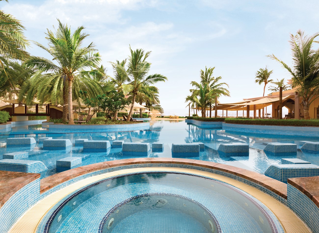 Al Bandar Shangri-La Al Jissah Resort Pool