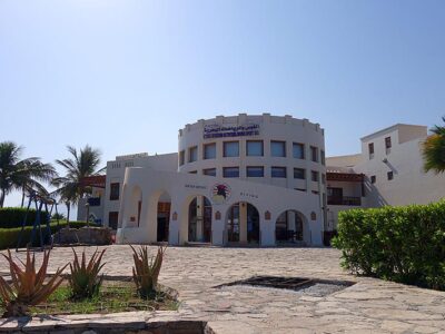 Extra Divers Sifah bei Dive Tour buchen