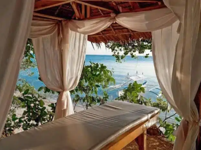 Easy Diving and Beach Resort Massage