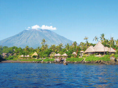 Alam Batu Beach Bungalow Resort bei Dive Tour buchen