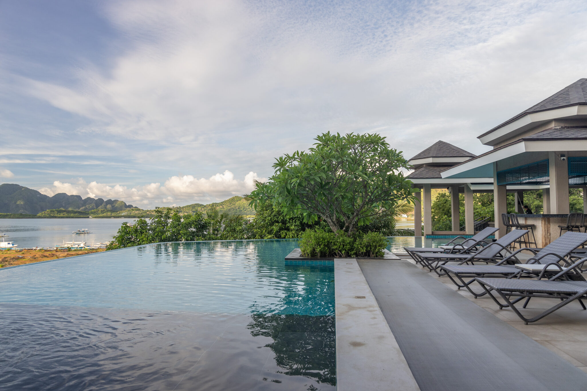 Zuri Resort Pool