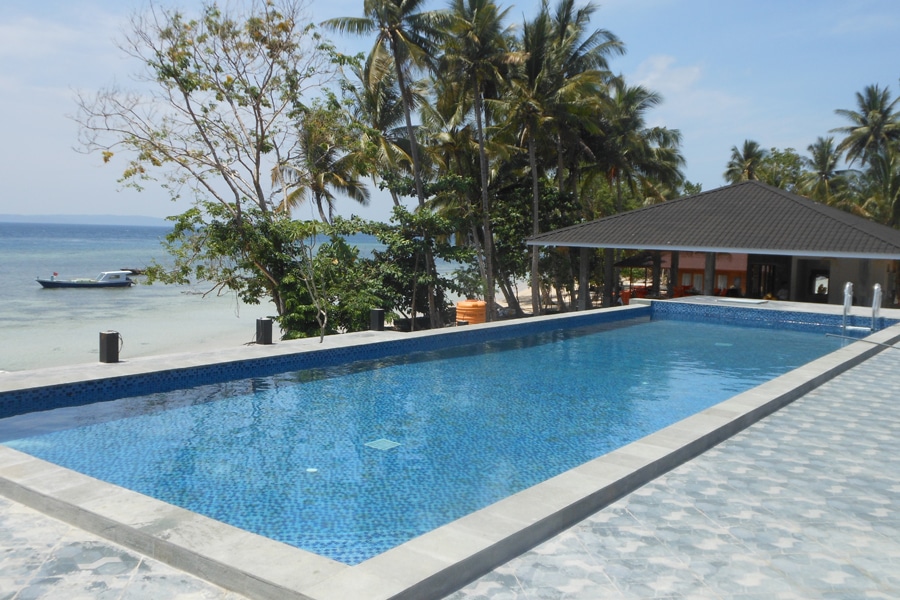 Bastianos Bangka Dive Resort Pool