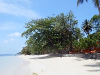 Bastianos Bangka Dive Resort Strand