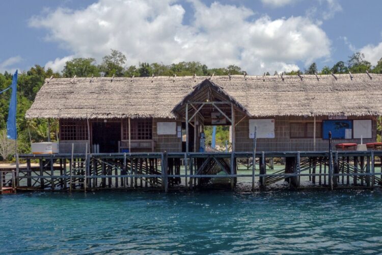 Papua Explorers Dive Center bei Dive Tour