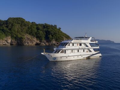 MV Bavaria bei Dive Tour buchen