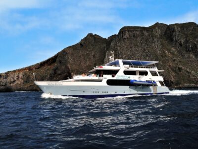 Galapagos Aggressor III bei Dive Tour buchen