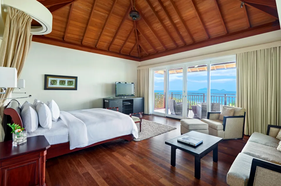 Hilton Seychelles Labriz Resort Zimmerbeispiel