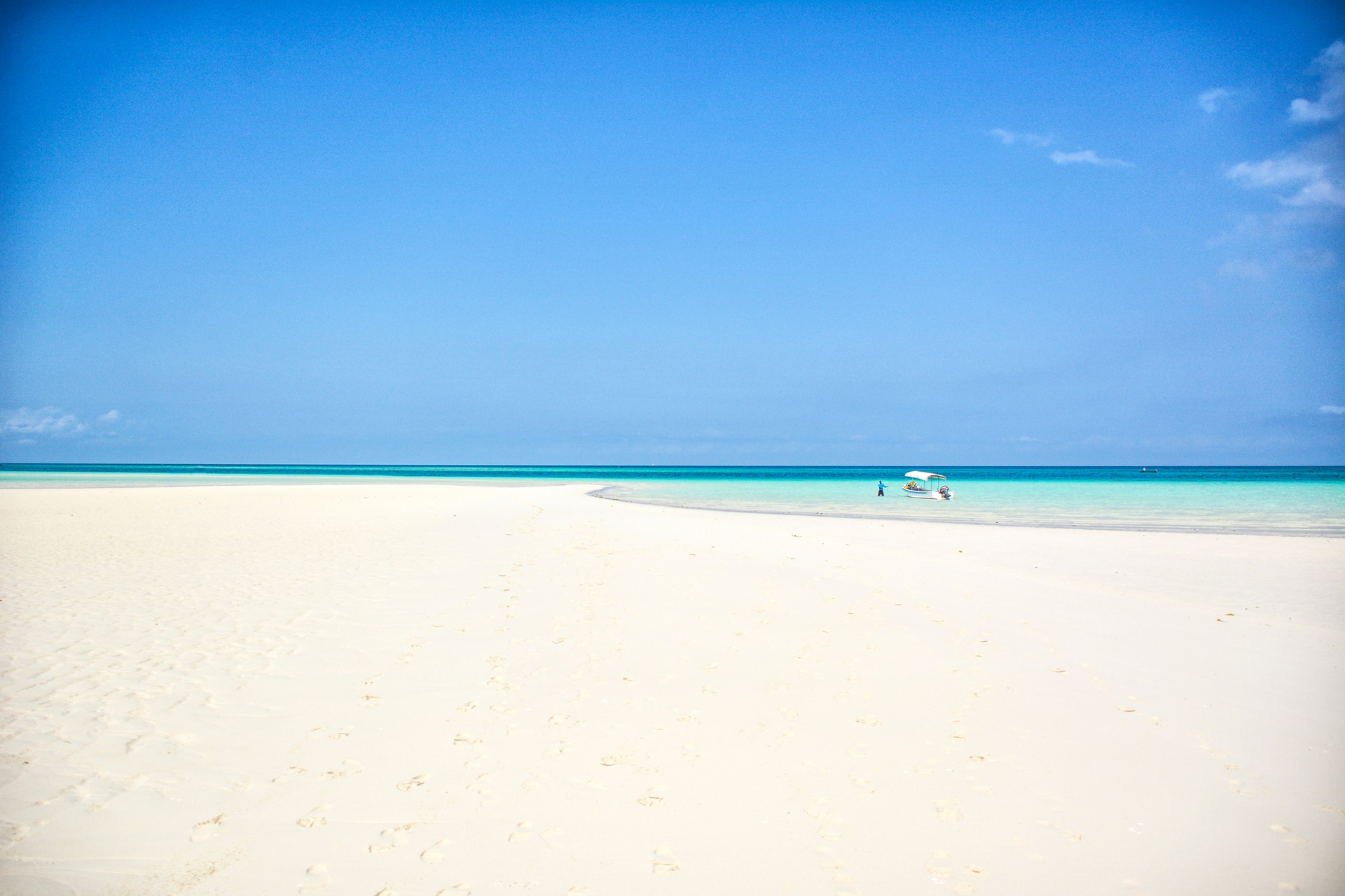 Pemba Island Strand